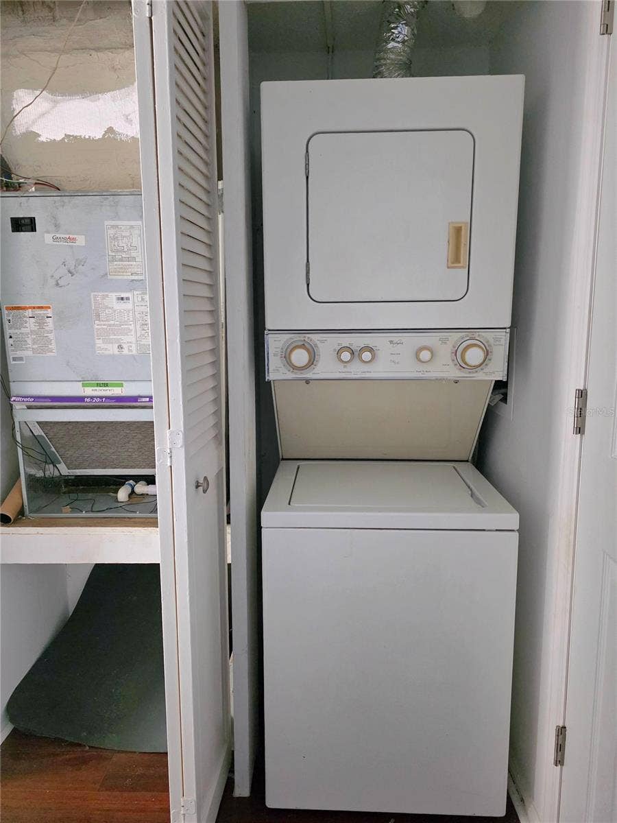 1920 E EDGEWOOD DRIVE, #A3, Lakeland, FL 33803 HVAC