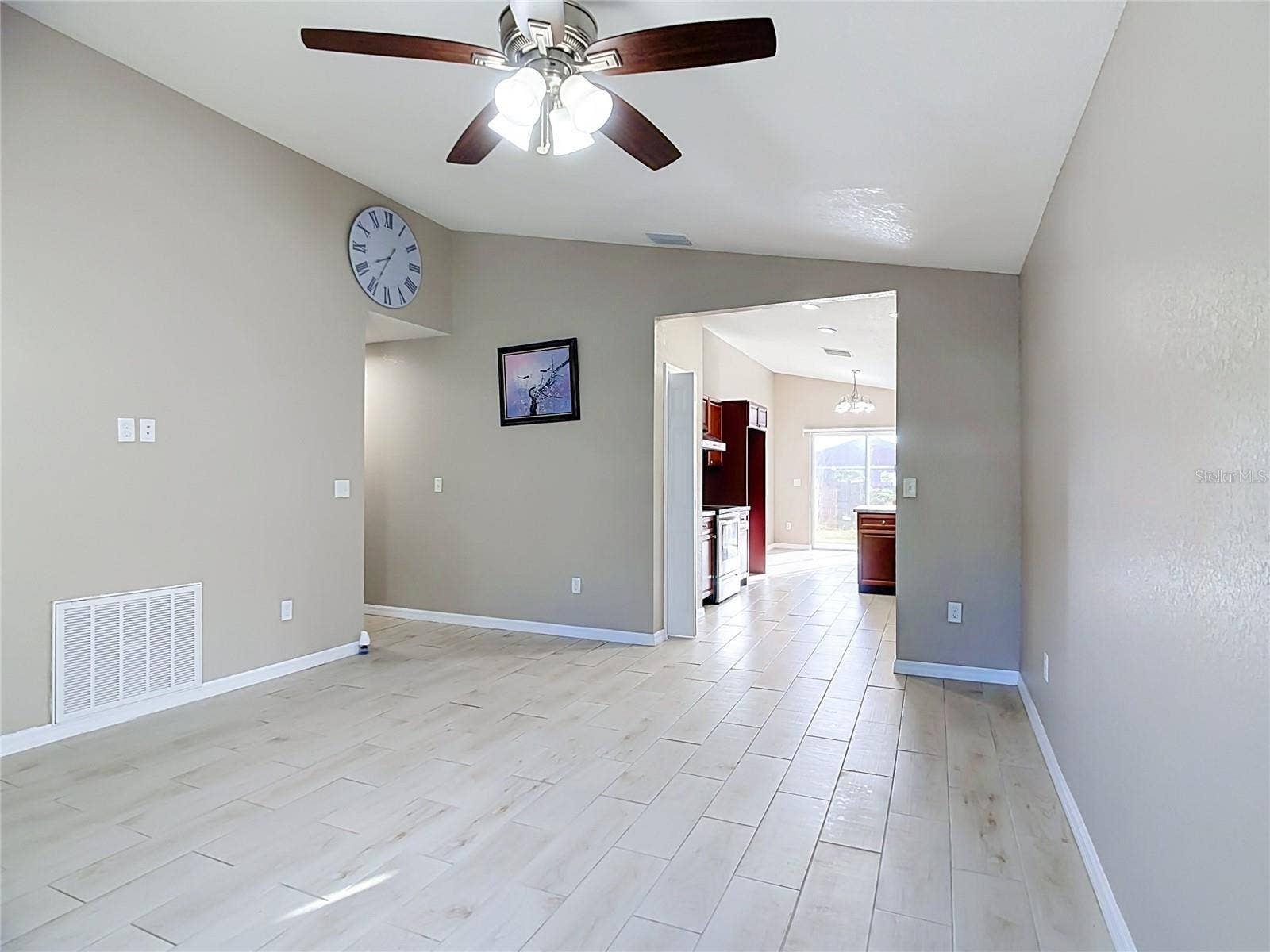 315 WALNUT ST, Auburndale, FL 33823