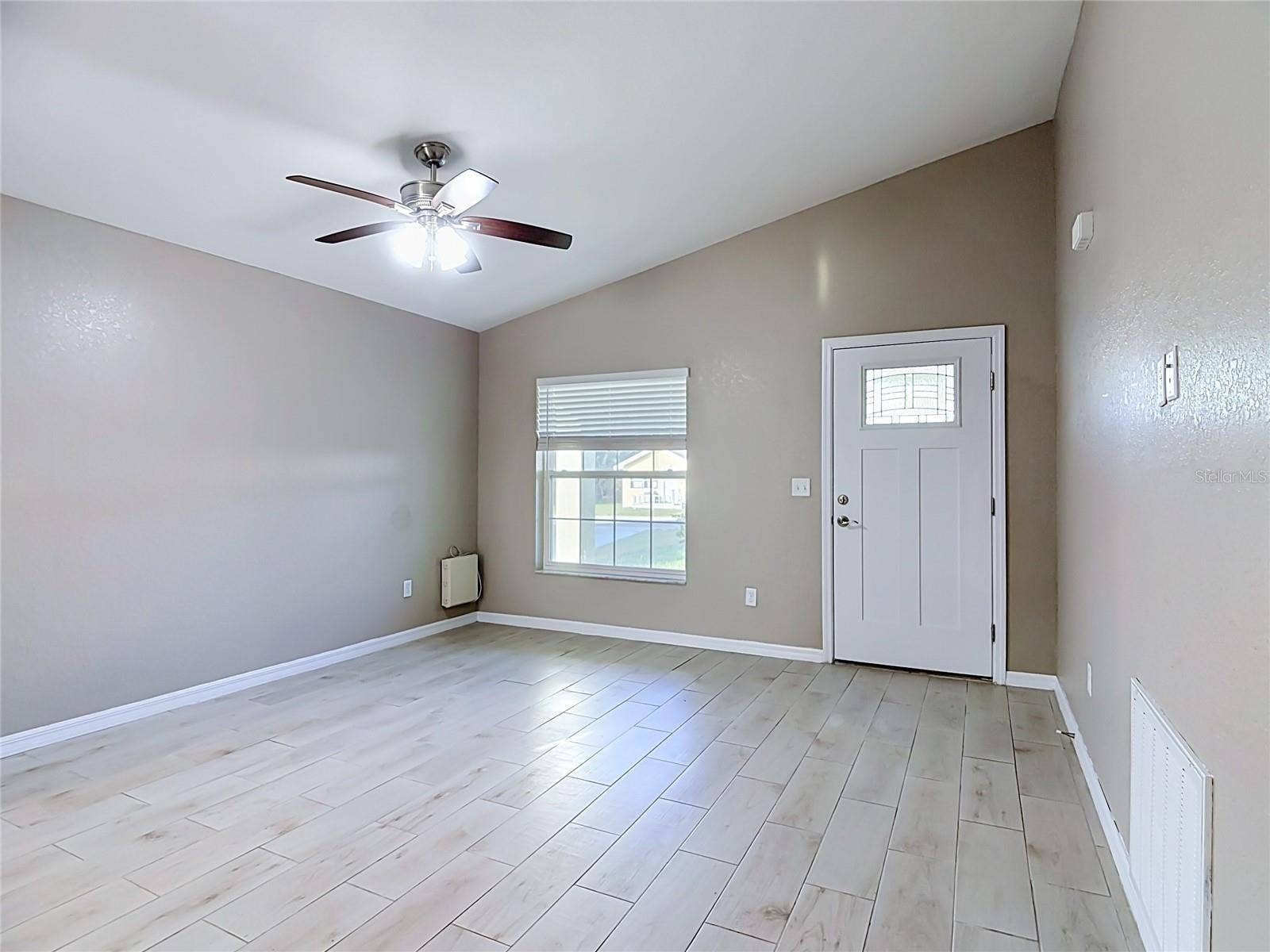 315 WALNUT ST, Auburndale, FL 33823