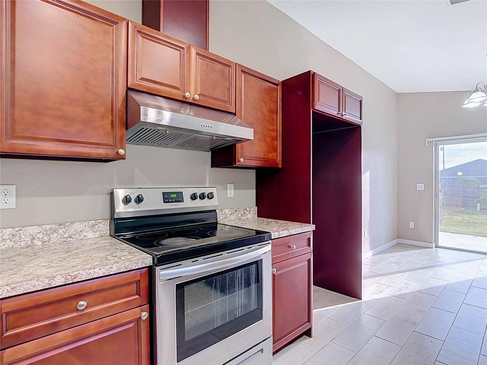 315 WALNUT ST, Auburndale, FL 33823