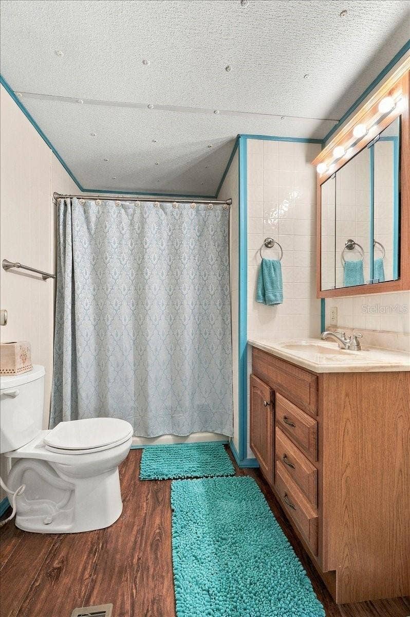 1610 REYNOLDS ROAD, #10, Lakeland, FL 33801 Bathroom 2