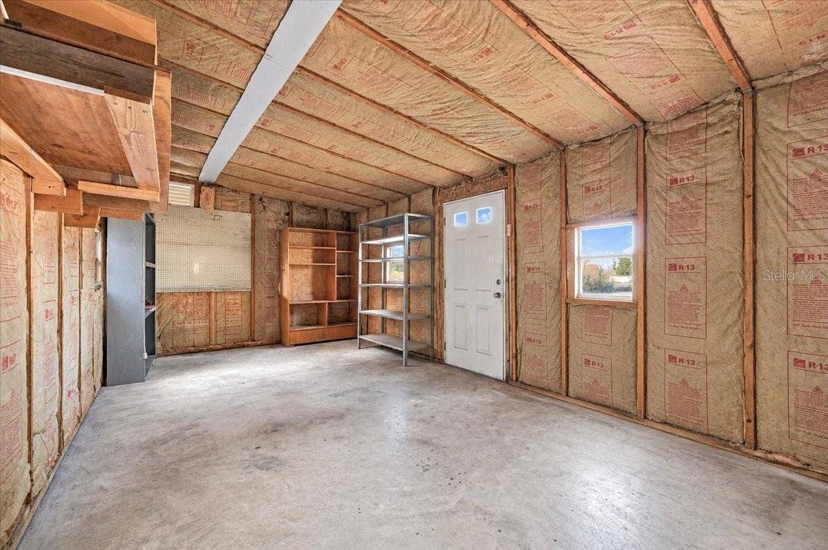 1610 REYNOLDS ROAD, #10, Lakeland, FL 33801 12x20 Storage Room