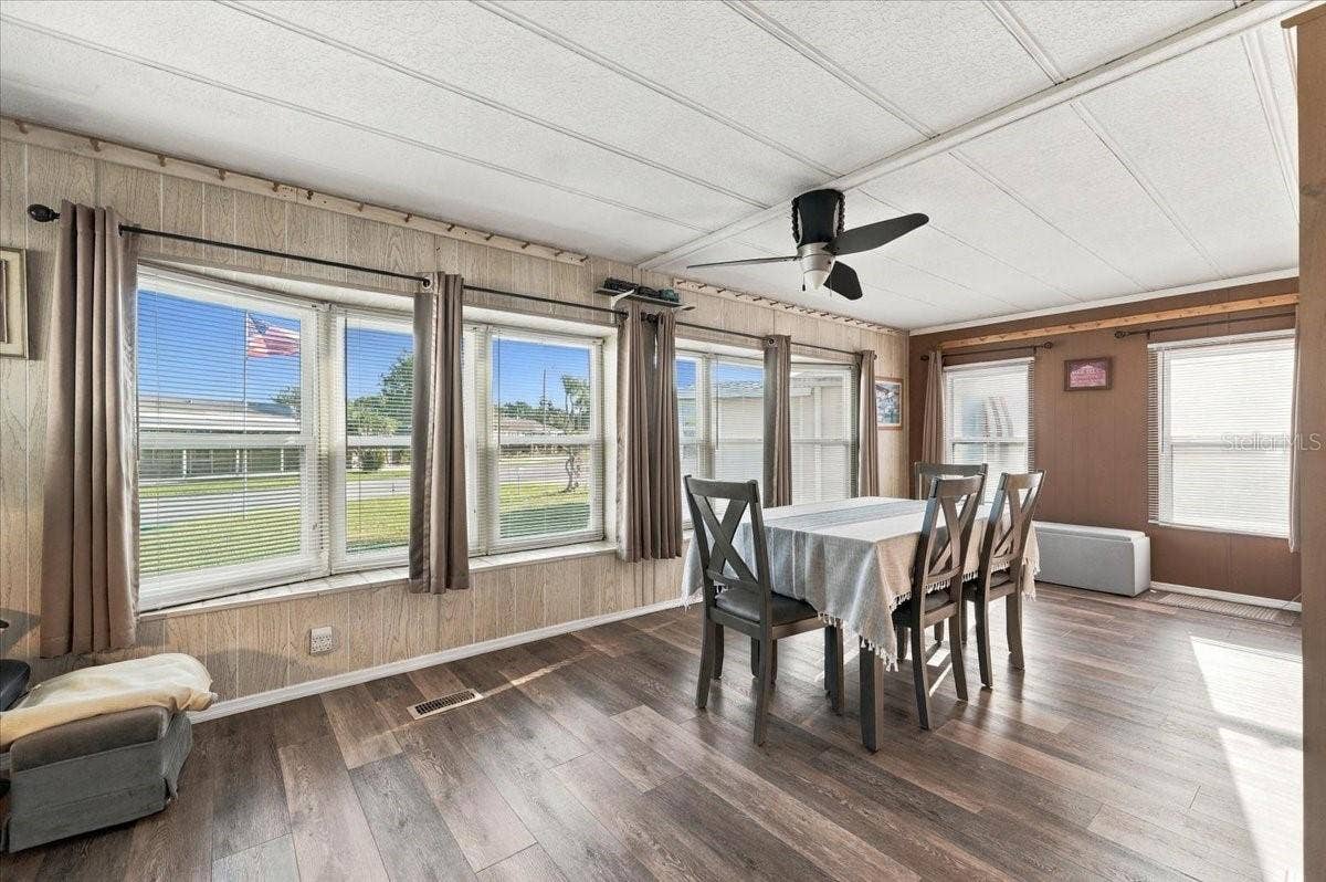 1610 REYNOLDS ROAD, #10, Lakeland, FL 33801 Bonus room in the front of the home with bay windows