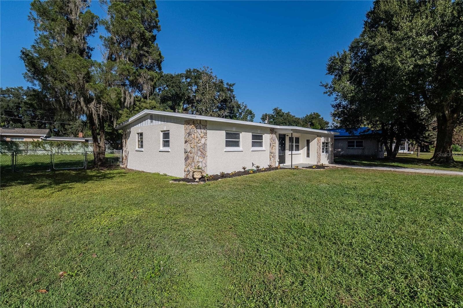 2707 DIXIE ROAD, Lakeland, FL 33801