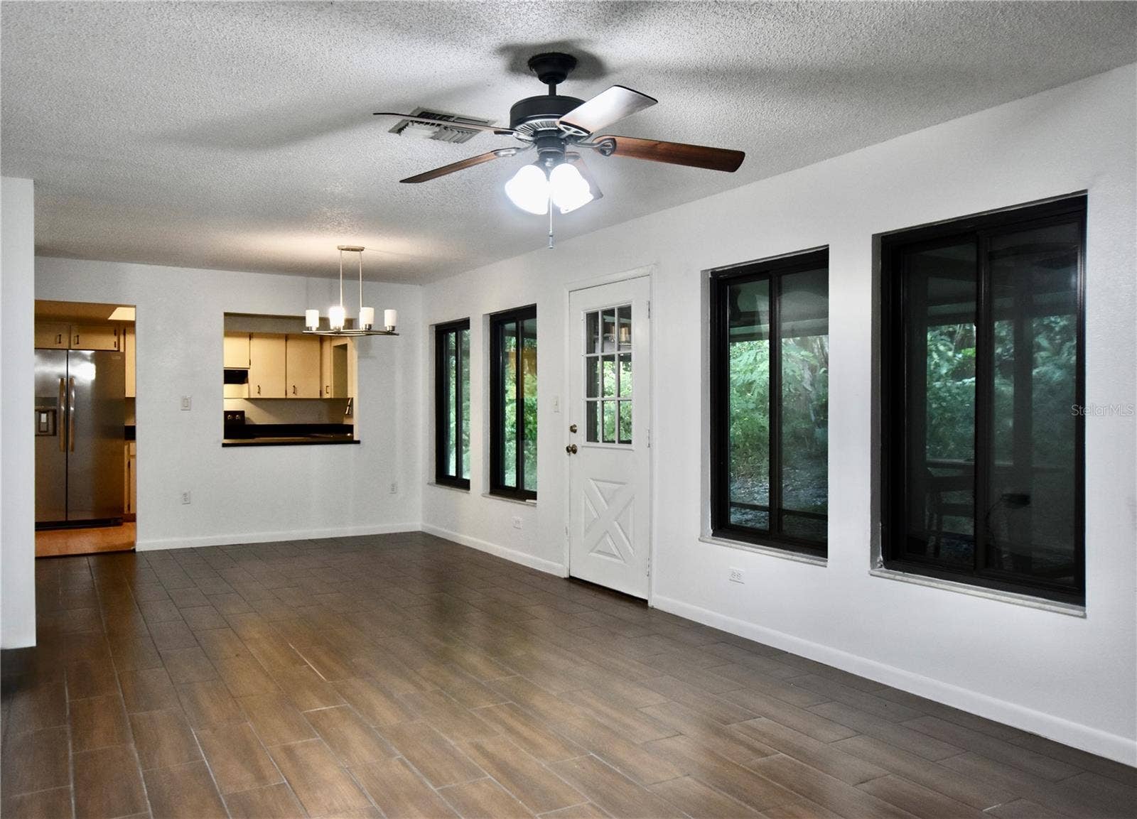 361 LAKE HARRIS DRIVE, Lakeland, FL 33813 361 LAKE HARRIS DRIVE, Lakeland, FL 33813