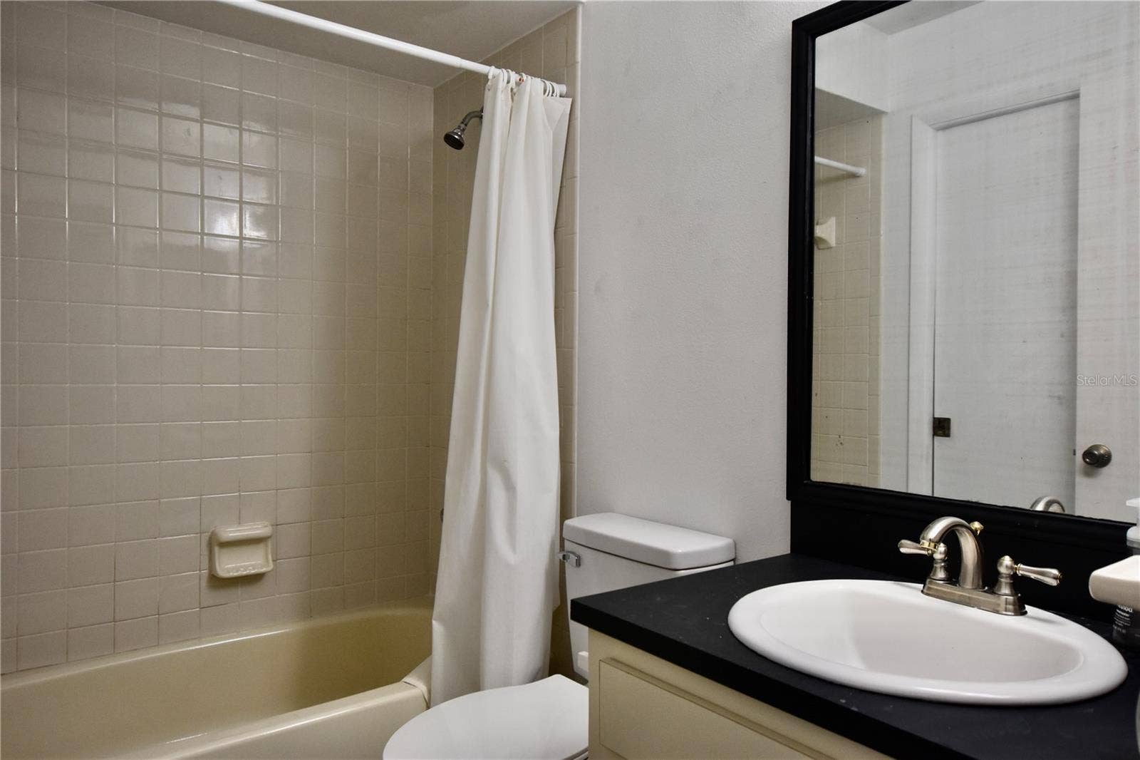 361 LAKE HARRIS DRIVE, Lakeland, FL 33813 Bathroom 2