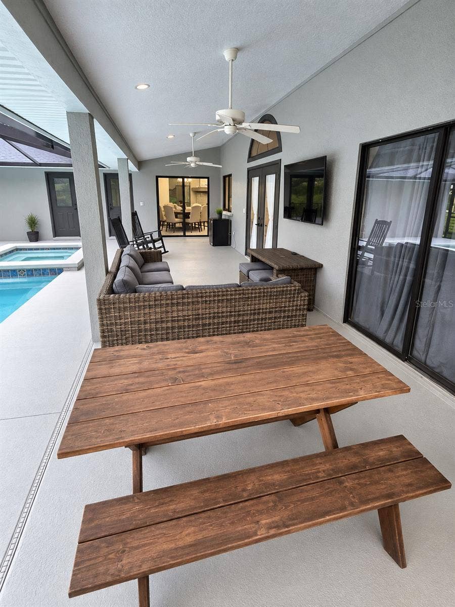 5907 TROPHY LOOP, Lakeland, FL 33811