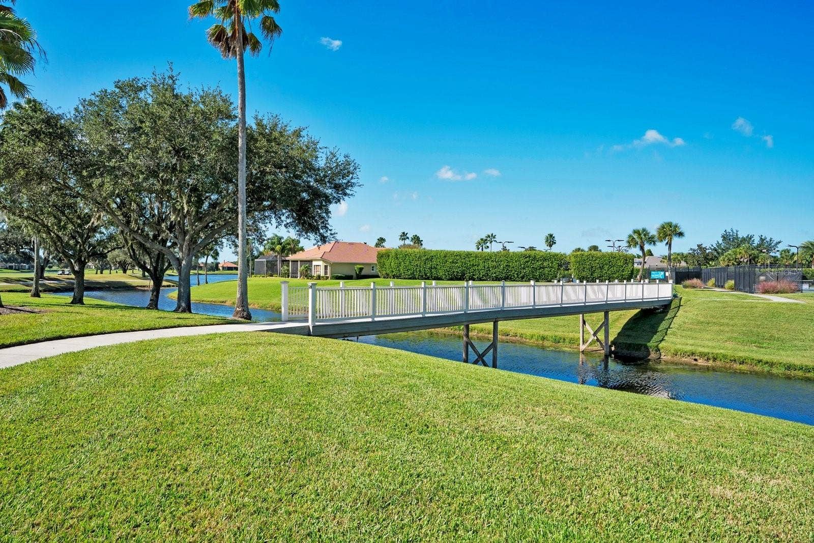 2859 MEDINAH CIRCLE, Lakeland, FL 33803 2859 MEDINAH CIRCLE, Lakeland, FL 33803