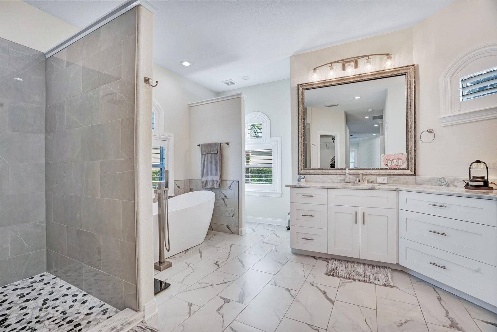 2859 MEDINAH CIRCLE, Lakeland, FL 33803 2859 MEDINAH CIRCLE, Lakeland, FL 33803