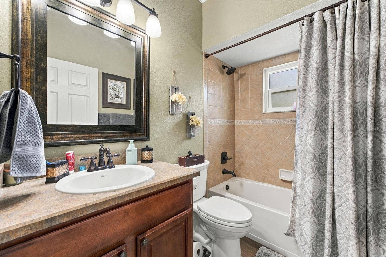 2980 VINTAGE VIEW CIRCLE, Lakeland, FL 33812 2980 VINTAGE VIEW CIRCLE, Lakeland, FL 33812