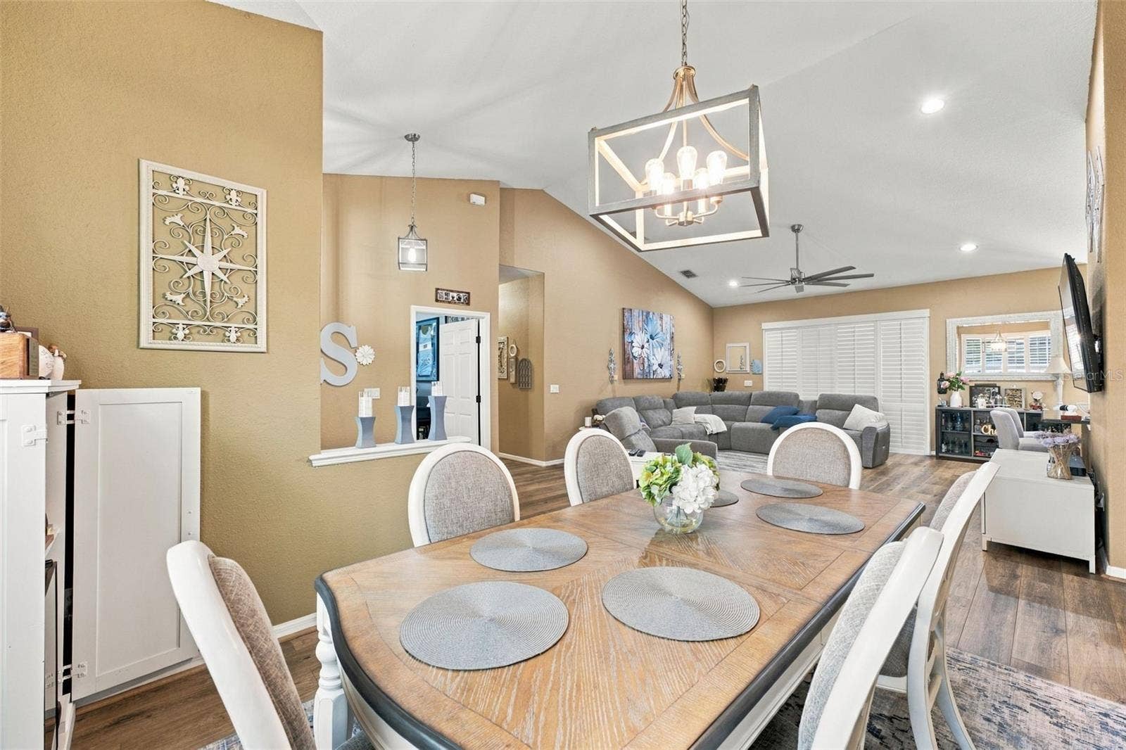 2980 VINTAGE VIEW CIRCLE, Lakeland, FL 33812 2980 VINTAGE VIEW CIRCLE, Lakeland, FL 33812