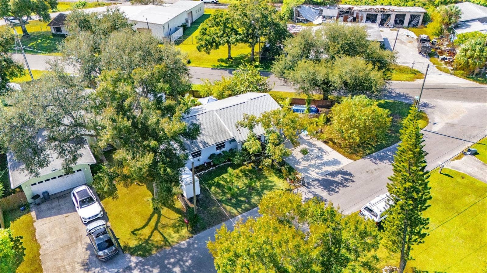 4260 53RD AVENUE N, St Petersburg, FL 33714 Drove View From Front of House