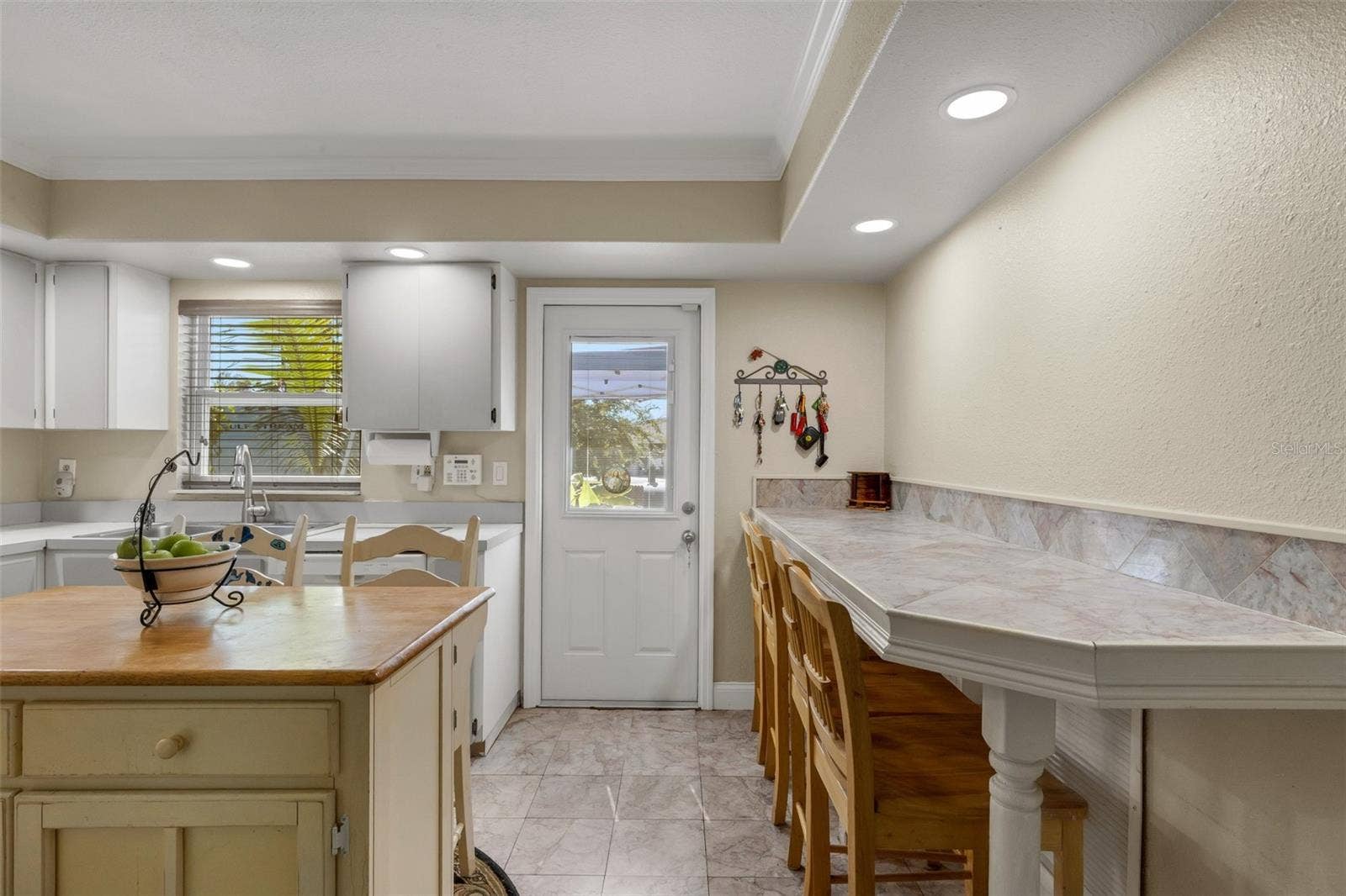 4260 53RD AVENUE N, St Petersburg, FL 33714 Kitchen from LR
