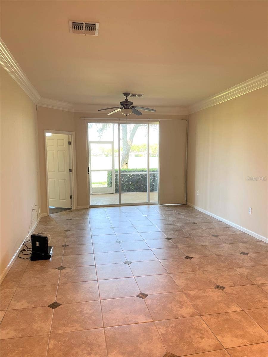 489 ENCLAVE PLACE, #31, Lakeland, FL 33803 489 ENCLAVE PLACE, #31, Lakeland, FL 33803