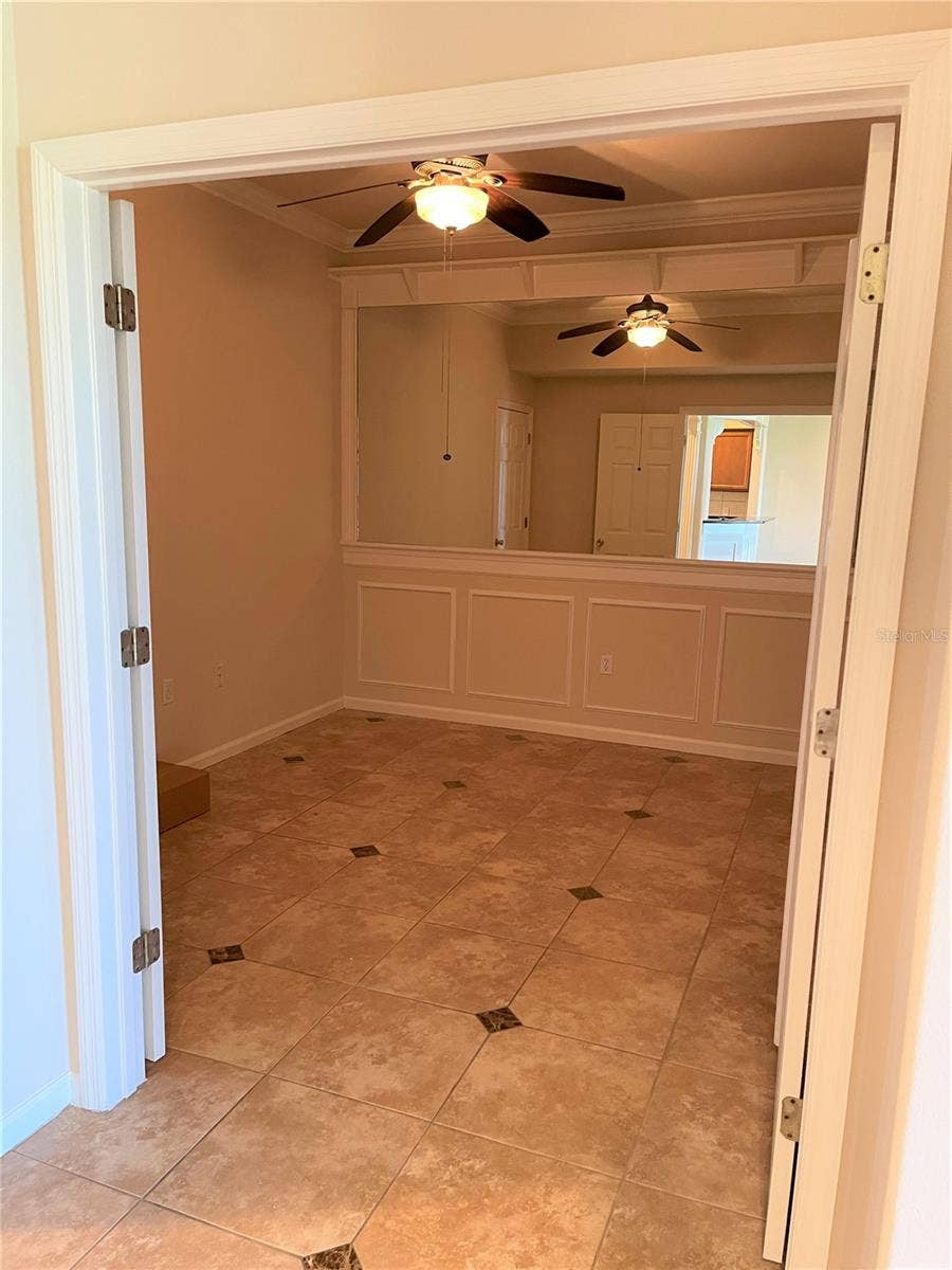 489 ENCLAVE PLACE, #31, Lakeland, FL 33803 489 ENCLAVE PLACE, #31, Lakeland, FL 33803