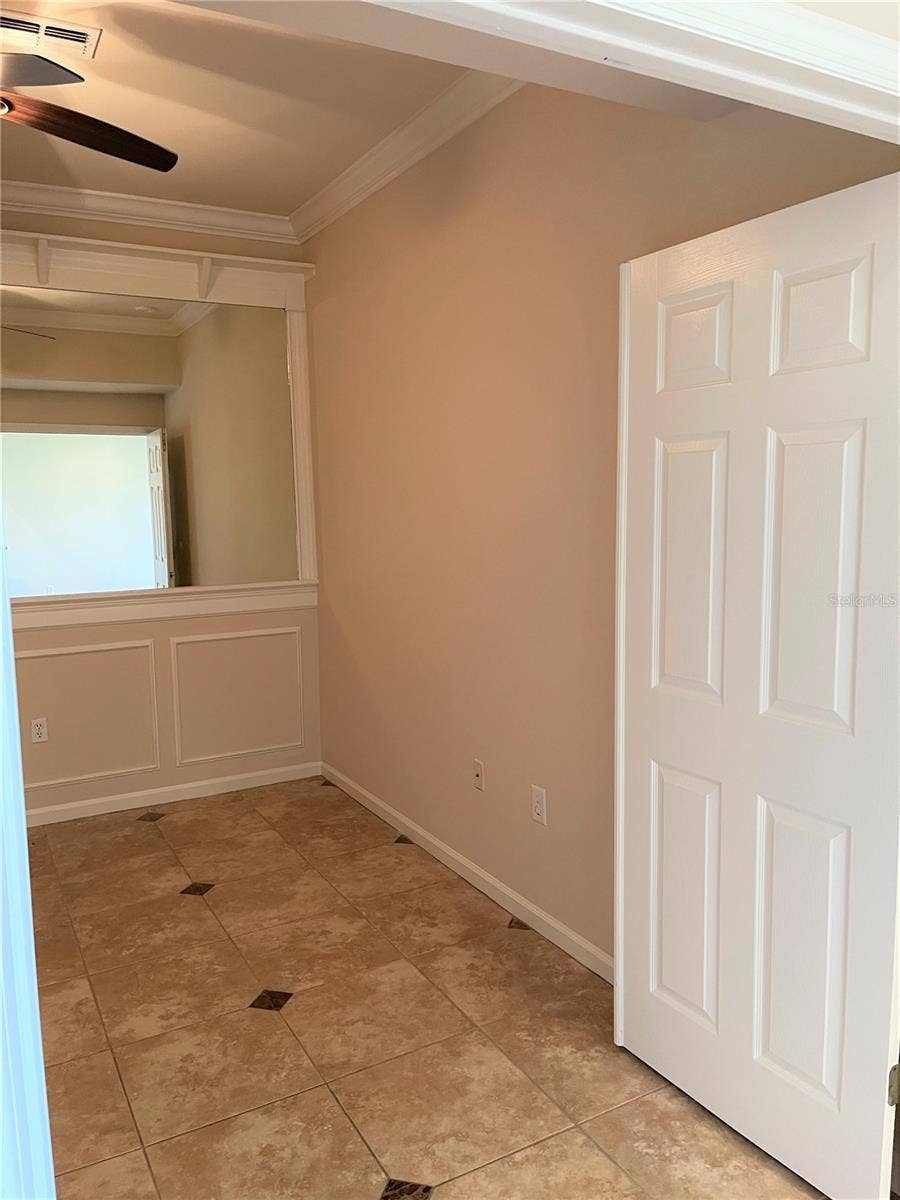 489 ENCLAVE PLACE, #31, Lakeland, FL 33803 489 ENCLAVE PLACE, #31, Lakeland, FL 33803