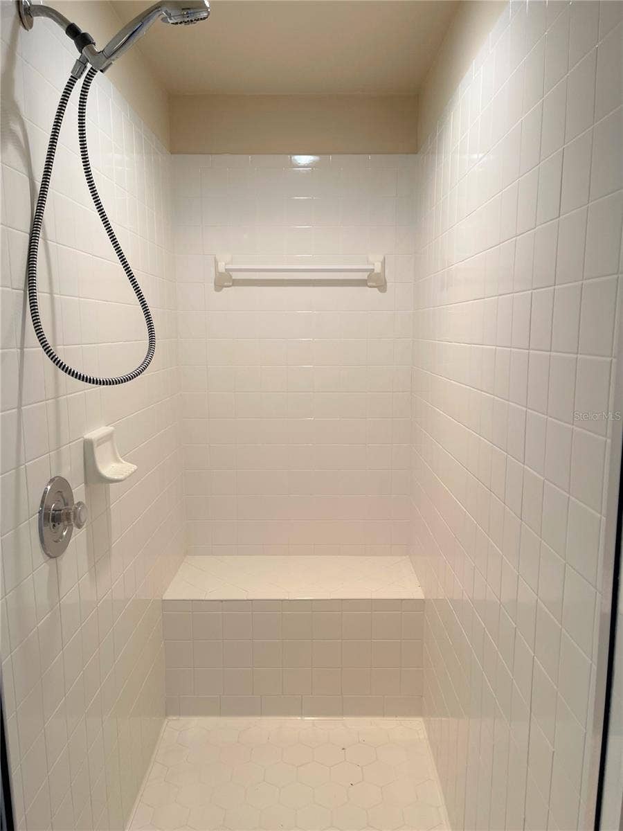 489 ENCLAVE PLACE, #31, Lakeland, FL 33803 489 ENCLAVE PLACE, #31, Lakeland, FL 33803