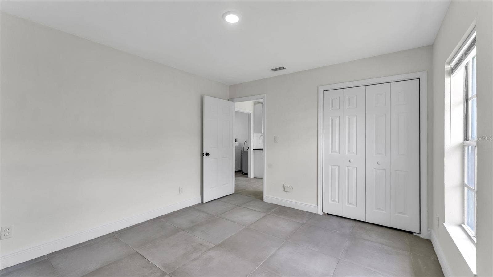Indoor Laundry Room