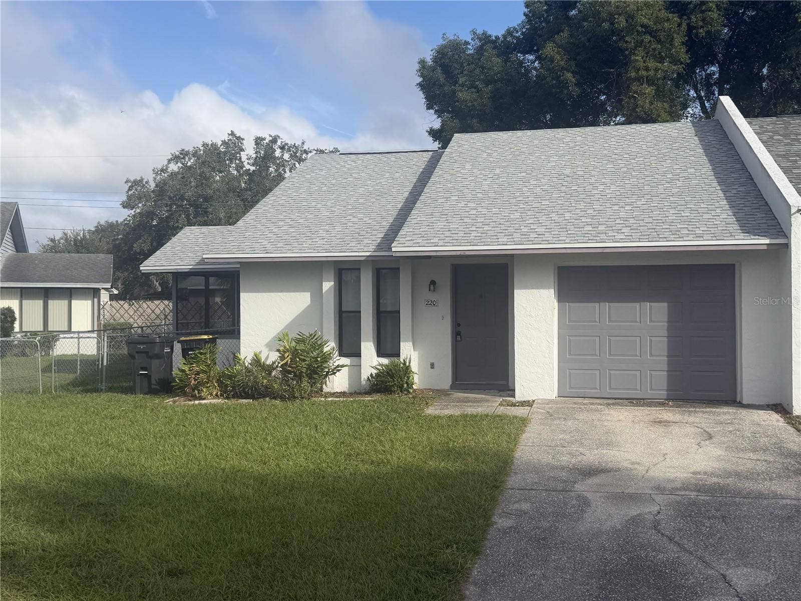 220 VILLAGE CREST COURT, Lakeland, FL 33809 220 VILLAGE CREST COURT, Lakeland, FL 33809
