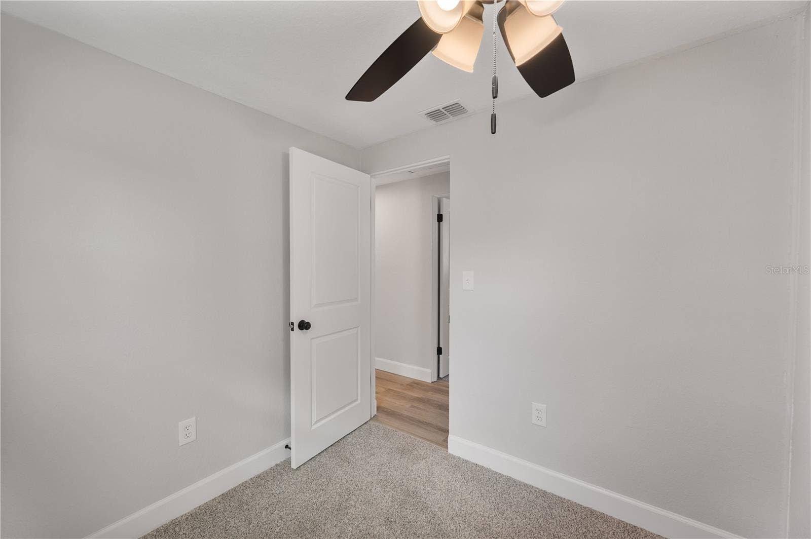 306 BASSEDENA CIRCLE N, Lakeland, FL 33805 306 BASSEDENA CIRCLE N, Lakeland, FL 33805