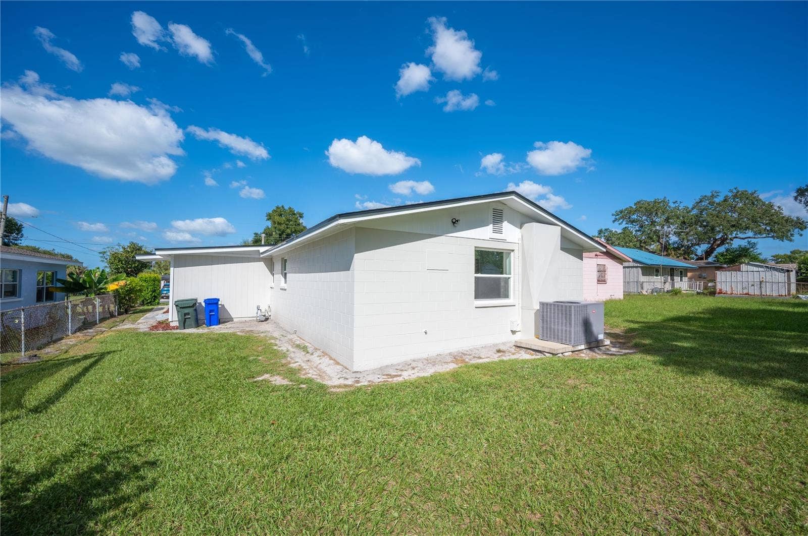 306 BASSEDENA CIRCLE N, Lakeland, FL 33805 306 BASSEDENA CIRCLE N, Lakeland, FL 33805