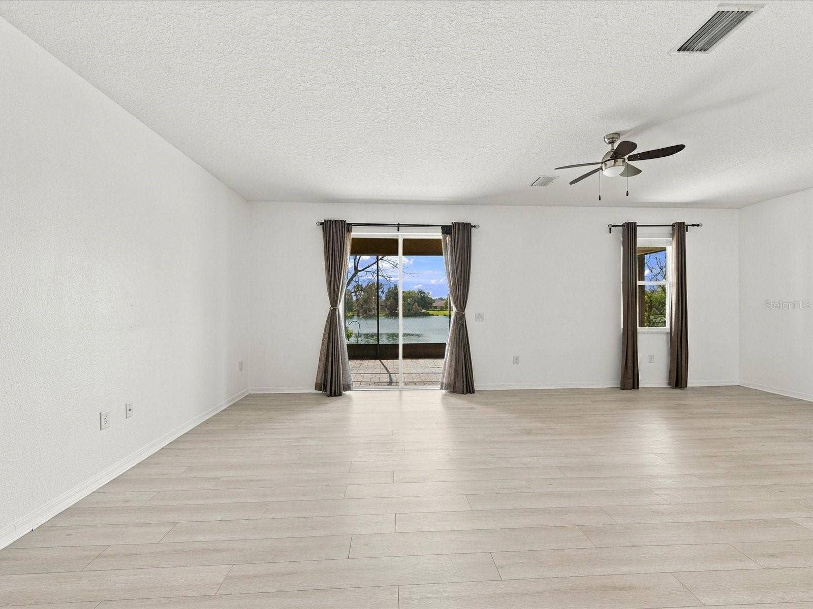 2191 ONTARIO WAY, Lakeland, FL 33805 2191 ONTARIO WAY, Lakeland, FL 33805