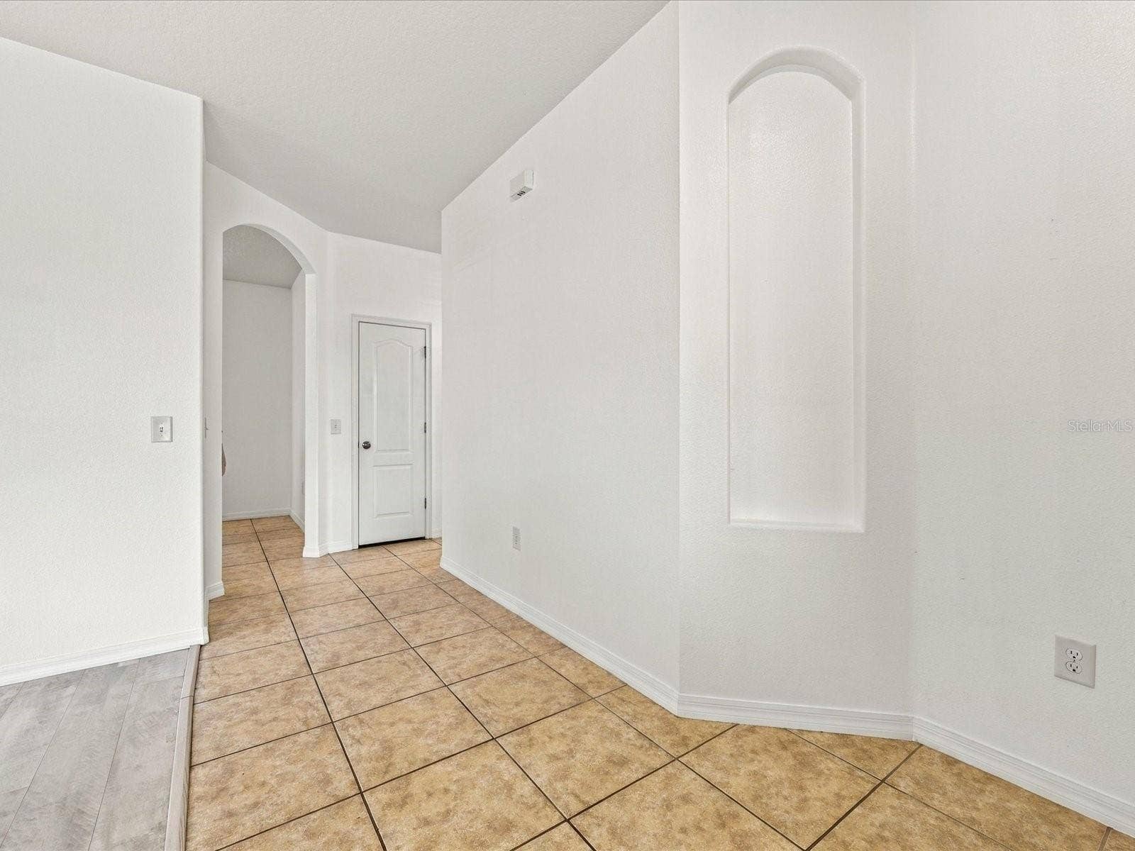 2191 ONTARIO WAY, Lakeland, FL 33805 2191 ONTARIO WAY, Lakeland, FL 33805