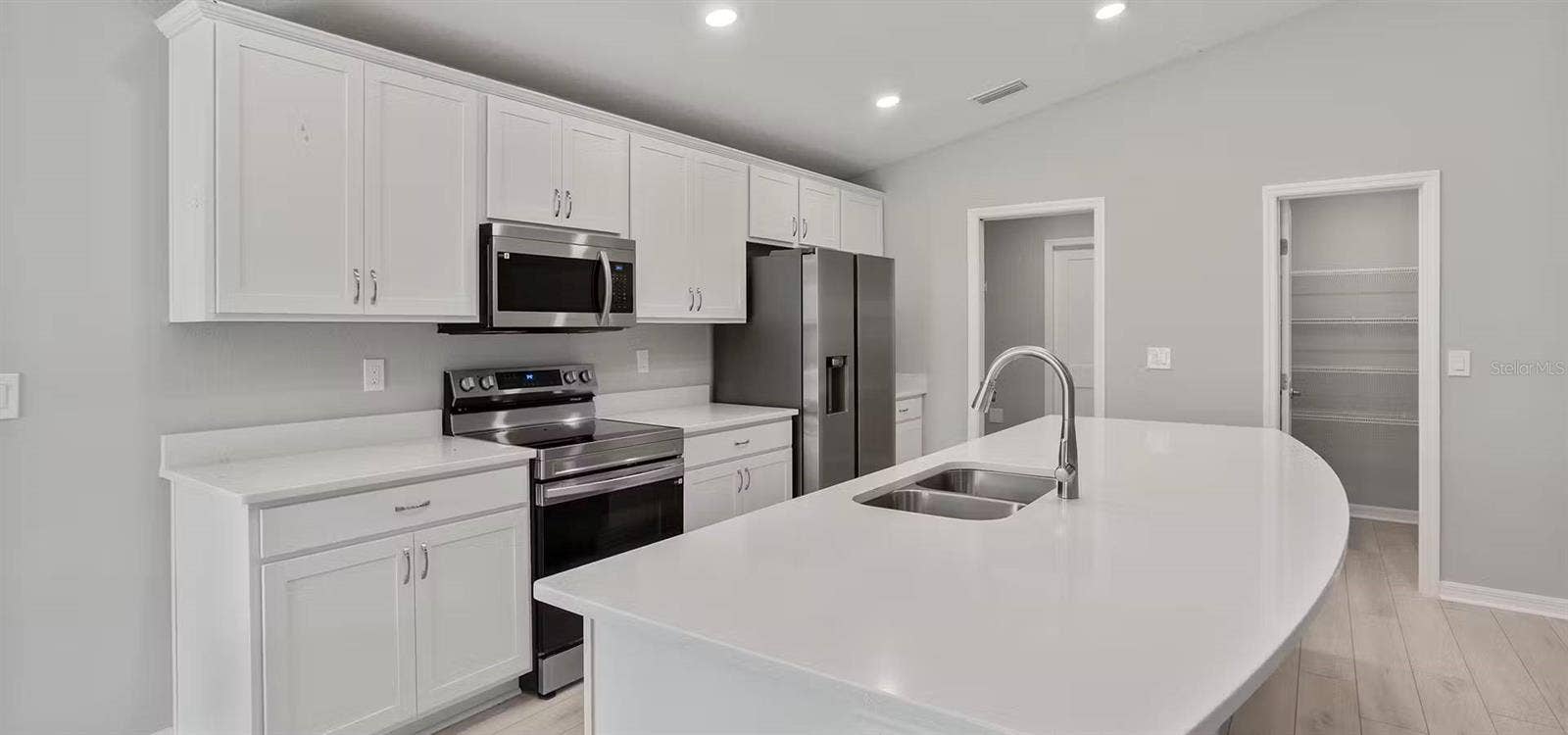 4471 RIVER BIRCH BEND, Lakeland, FL 33811 4471 RIVER BIRCH BEND, Lakeland, FL 33811