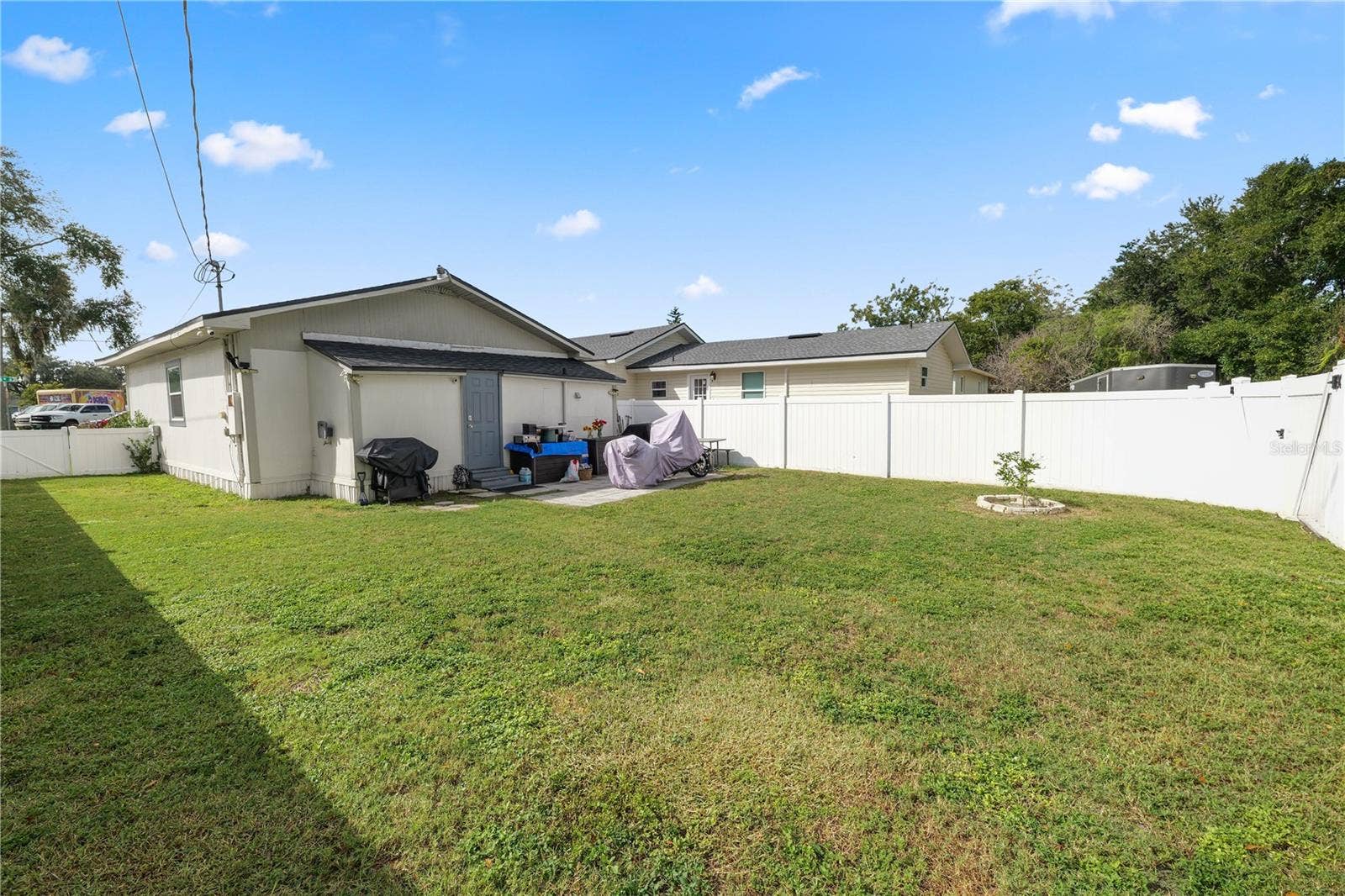 629 W 6TH STREET, Lakeland, FL 33805 629 W 6TH STREET, Lakeland, FL 33805