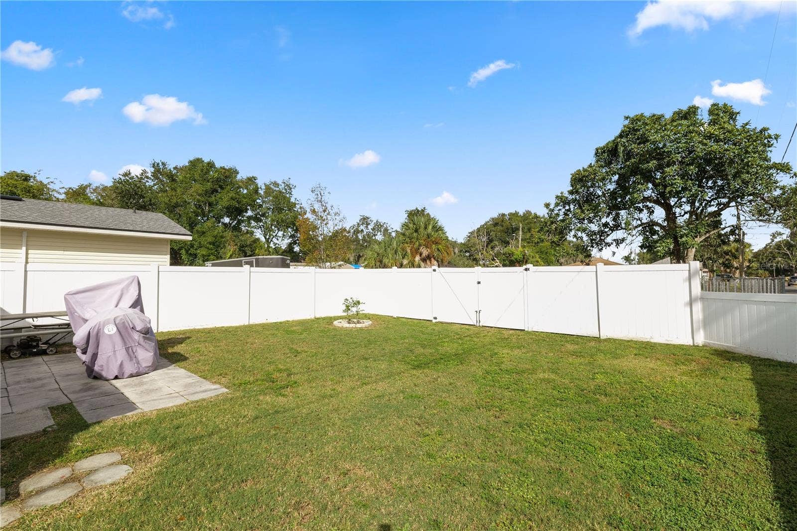 629 W 6TH STREET, Lakeland, FL 33805 629 W 6TH STREET, Lakeland, FL 33805