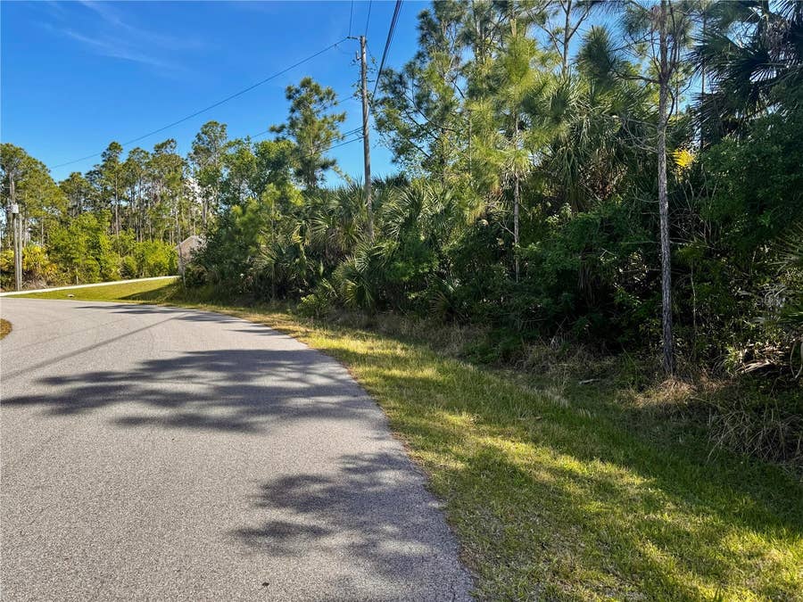 Property photo for SAWYER CIRCLE, North Port, FL