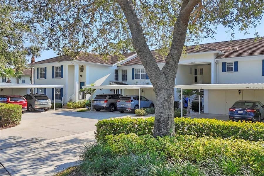 Property photo for 809 MONTROSE DRIVE, #203, Venice, FL