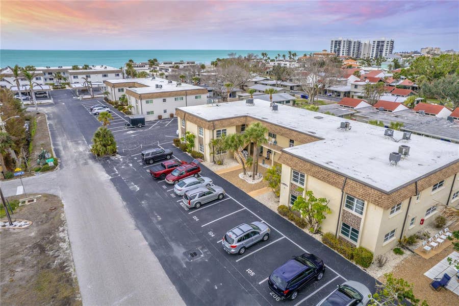 Property photo for 616 FLAMINGO DRIVE, #102, Venice, FL