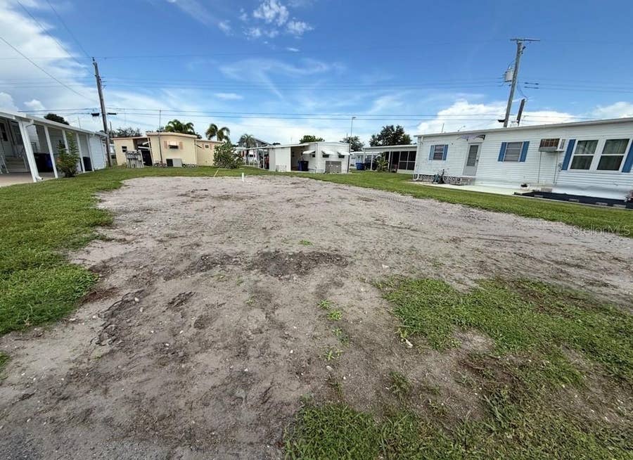 Property photo for 231 INNER DRIVE E, Venice, FL
