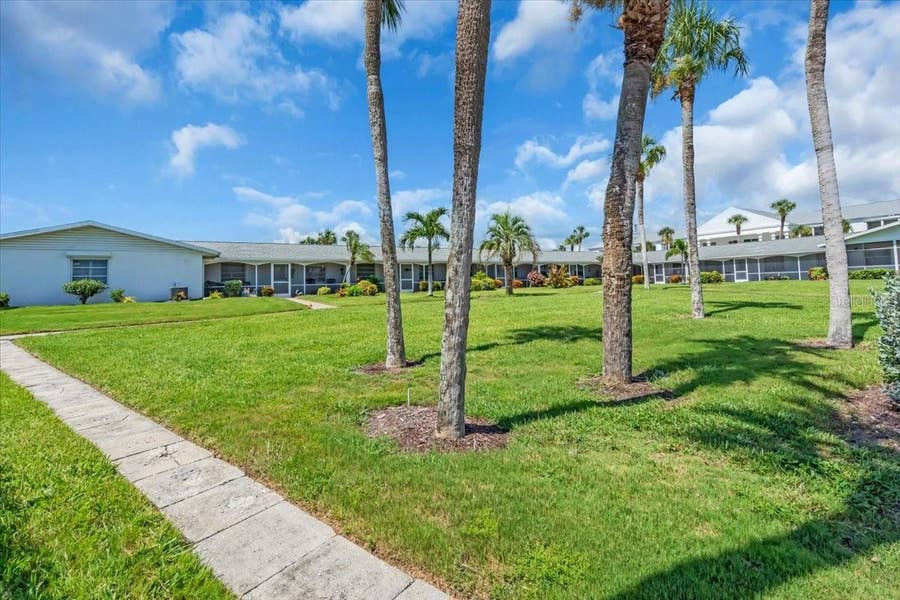 Property photo for 100 THE ESPLANADE N, #18, Venice, FL