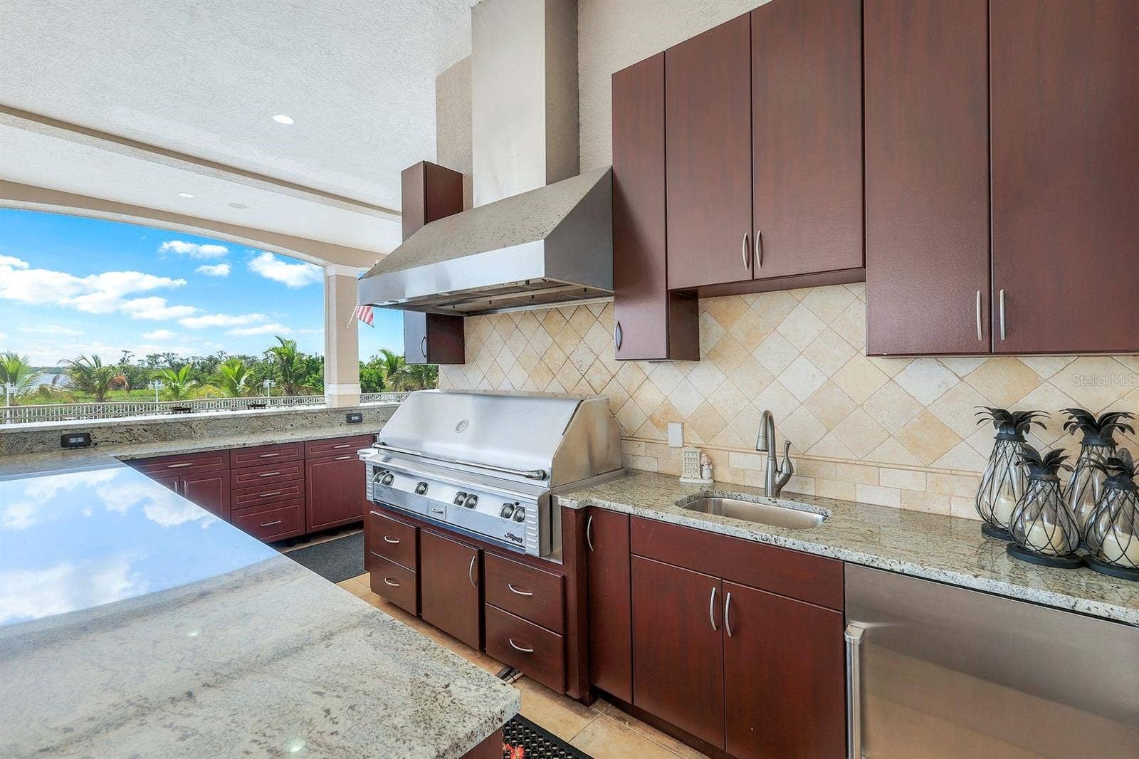 7159 MANASOTA KEY ROAD, Englewood, FL 34223 Outdoor kitchen view 2