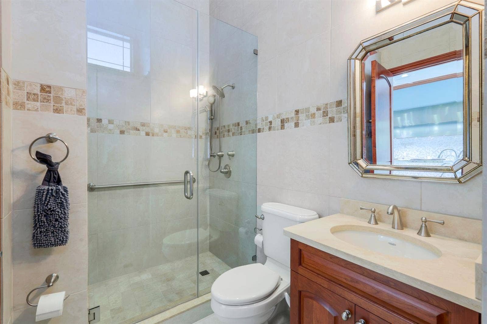 7159 MANASOTA KEY ROAD, Englewood, FL 34223 guest bathroom