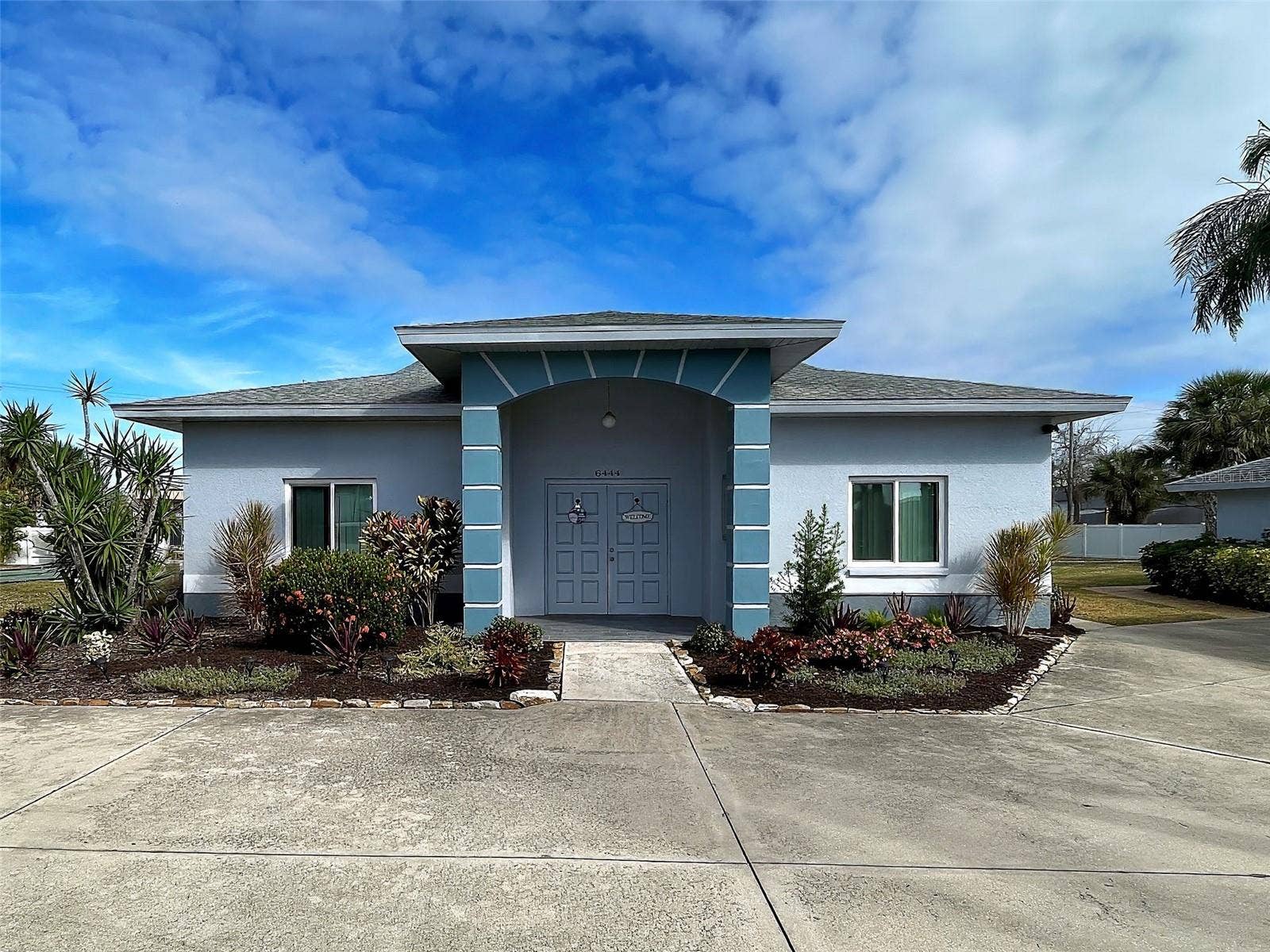 clubhouse to include pool, shuffleboard