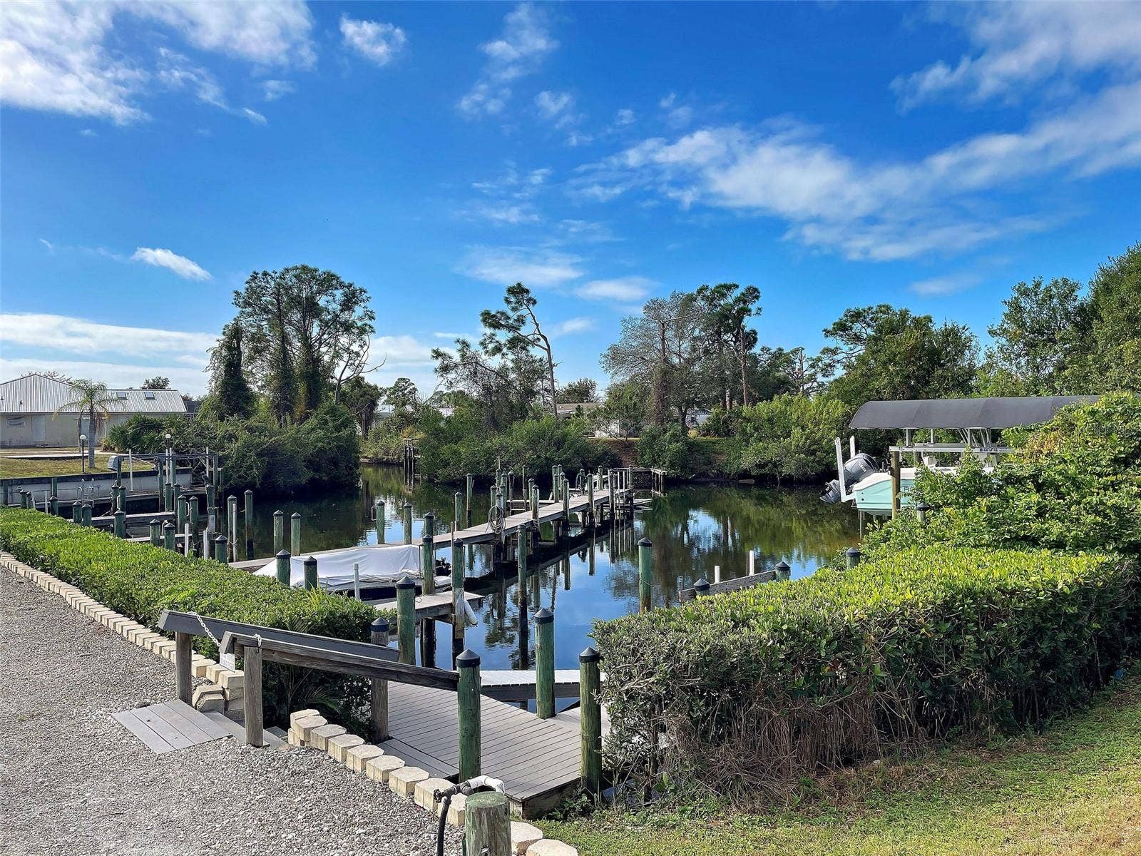 docks can be rented
