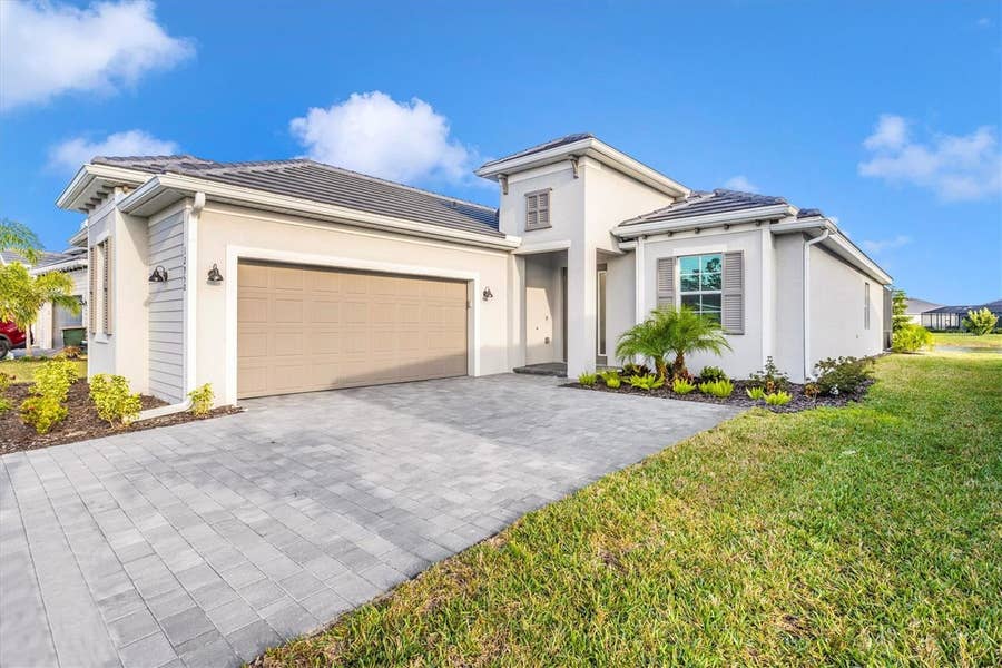 Property photo for 12950 TULUM LOOP, Venice, FL