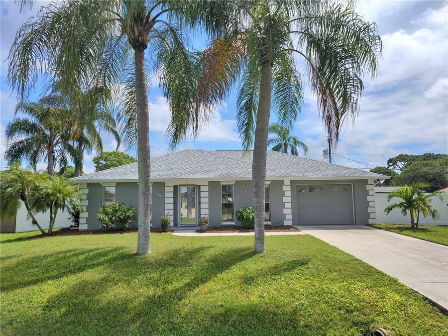 Property photo for 979 NANTUCKET ROAD, Venice, FL