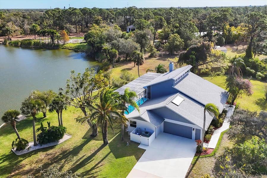 Property photo for 5885 DENISON DRIVE, Venice, FL