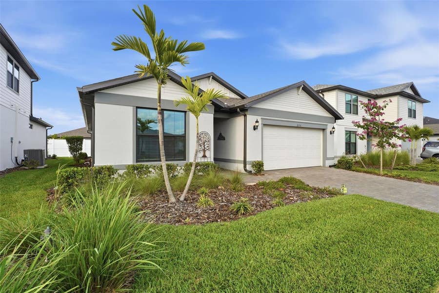 Property photo for 2136 LAURIFOLIA COURT, North Port, FL
