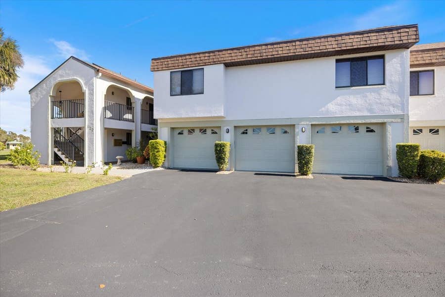 Property photo for 822 CAPRI ISLES BOULEVARD, #107, Venice, FL