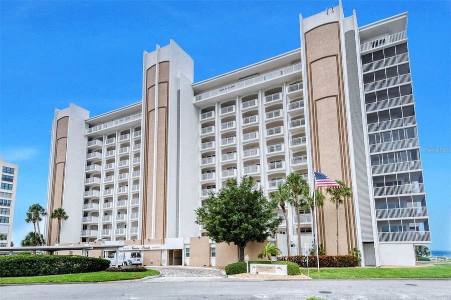 Property photo for 633 ALHAMBRA ROAD, #305, Venice, FL
