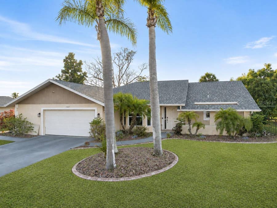 Property photo for 1627 DEL MONTE COURT, Venice, FL