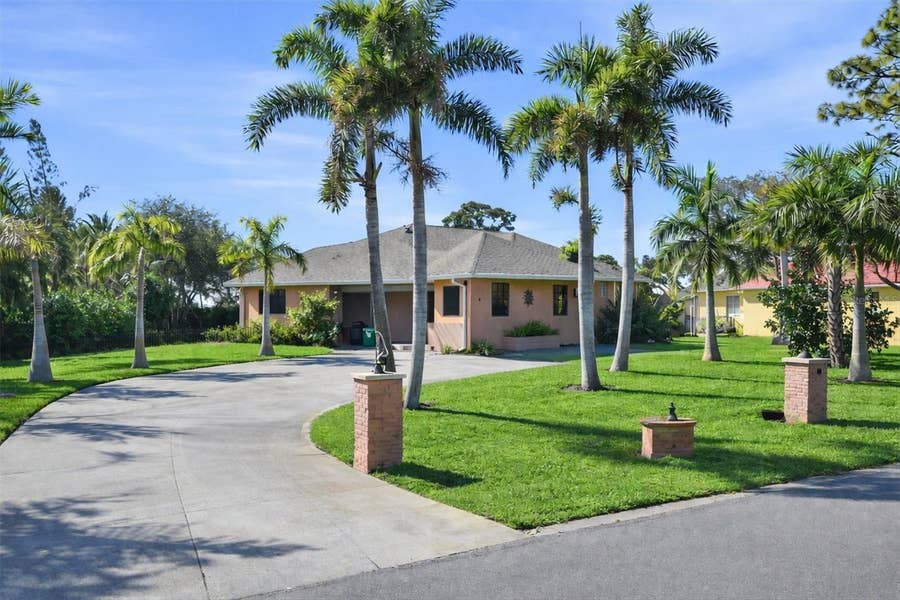 Property photo for 1710 PARKER DRIVE, Englewood, FL