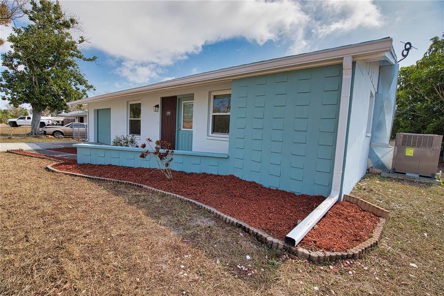 Property photo for 1435 SAINT CLAIR ROAD, Englewood, FL