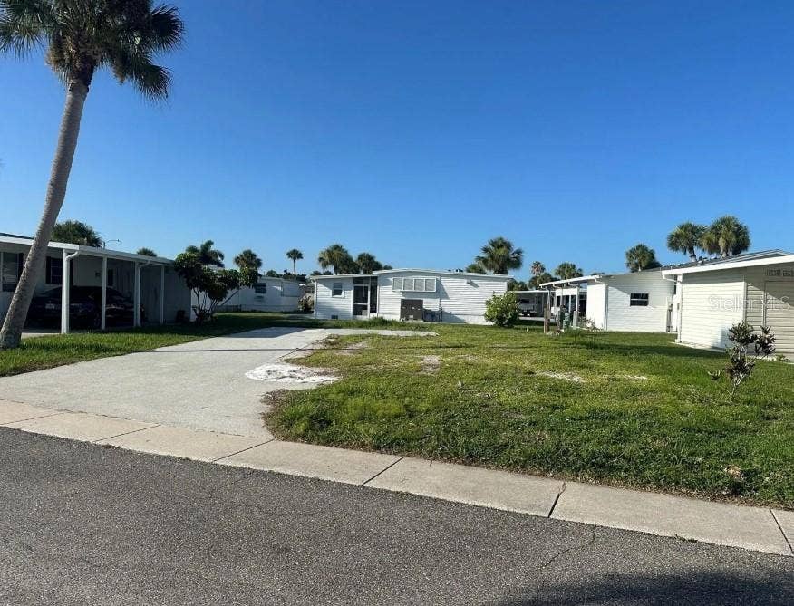 Property photo for 670 DELPHINIUM DRIVE, Venice, FL