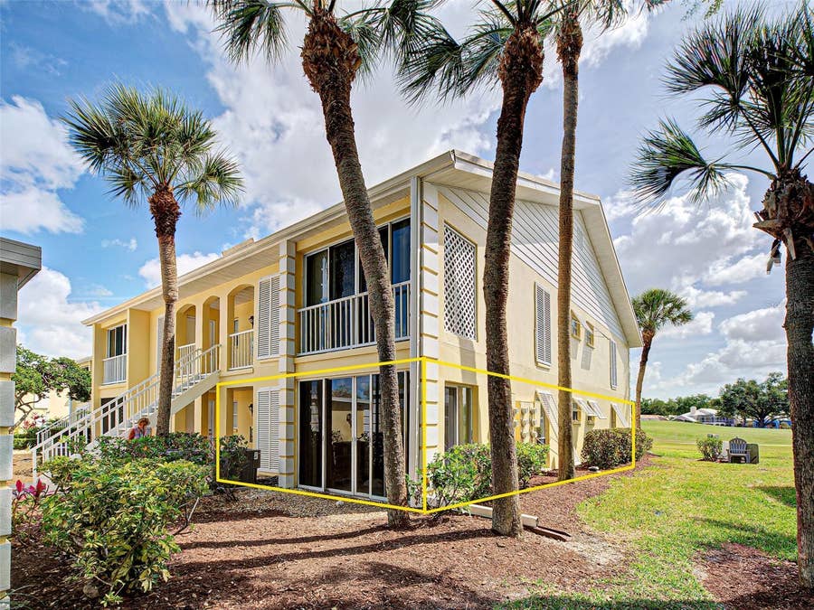 Property photo for 414 CERROMAR CIRCLE S, #152, Venice, FL